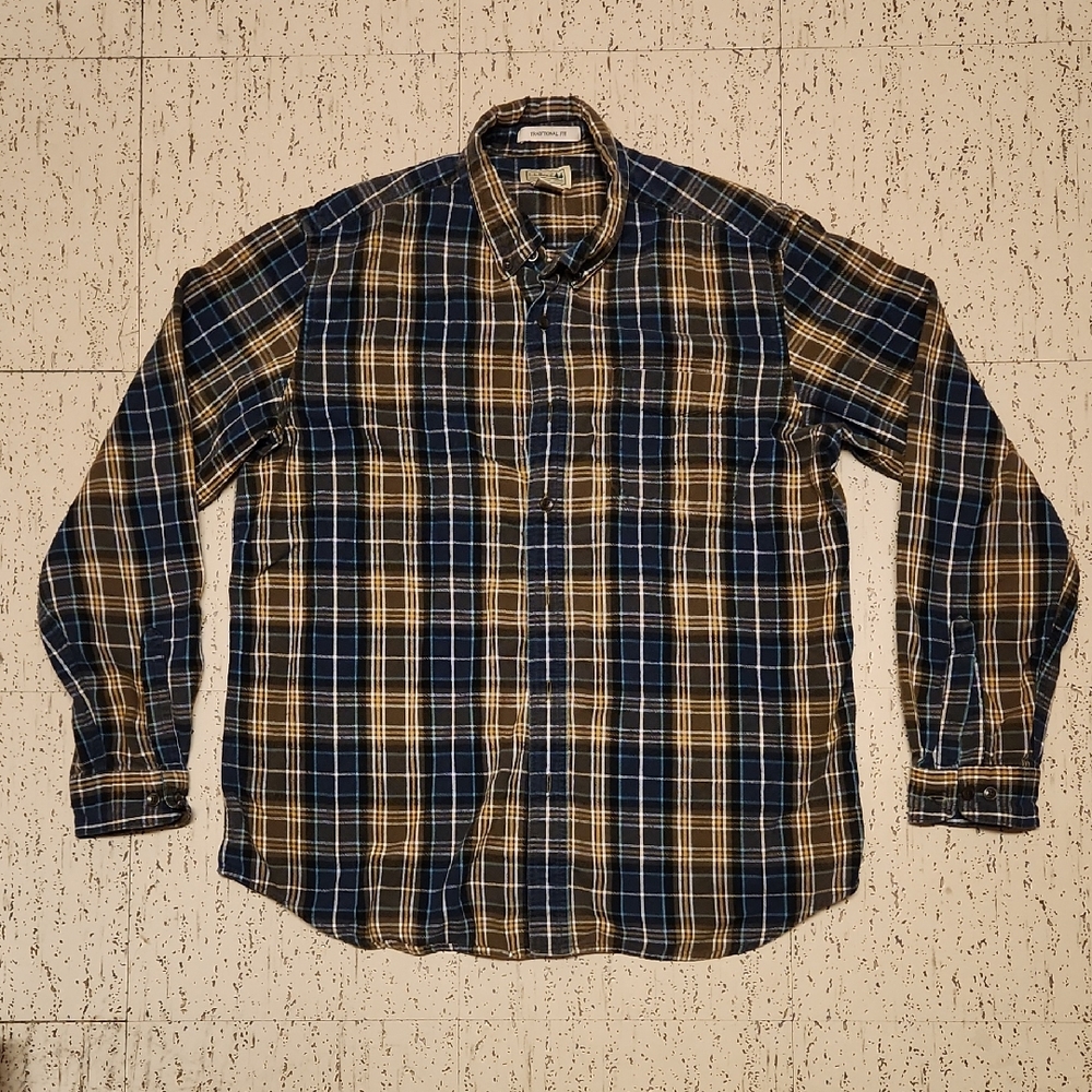 L.L. Bean Heavyweight Flannel Long Sleeve Button Down Traditional Fit Shirt
